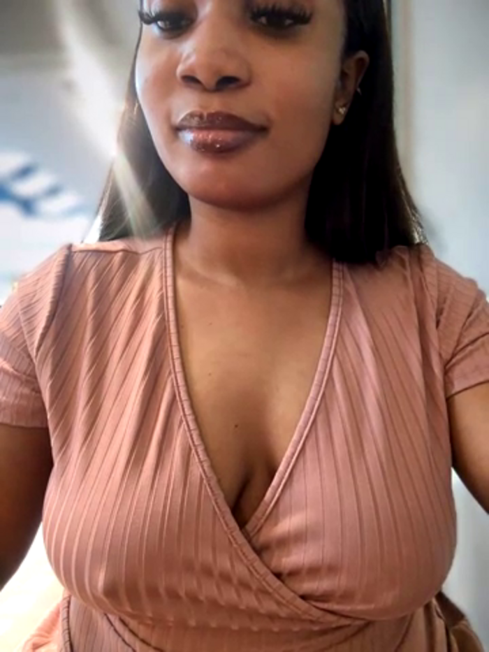 __Nessa__