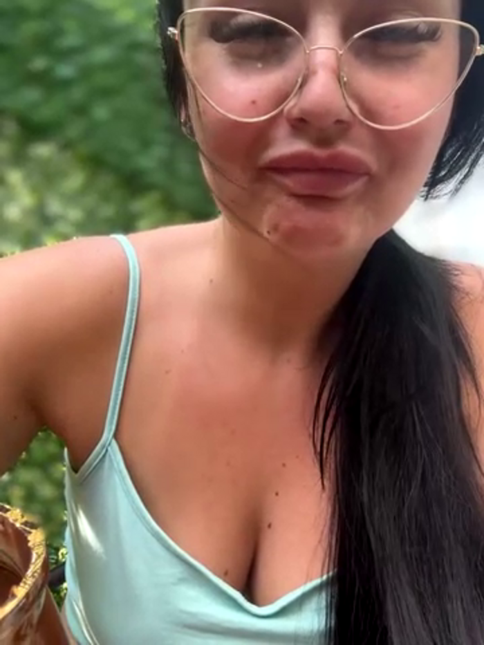 Young_hot_mom