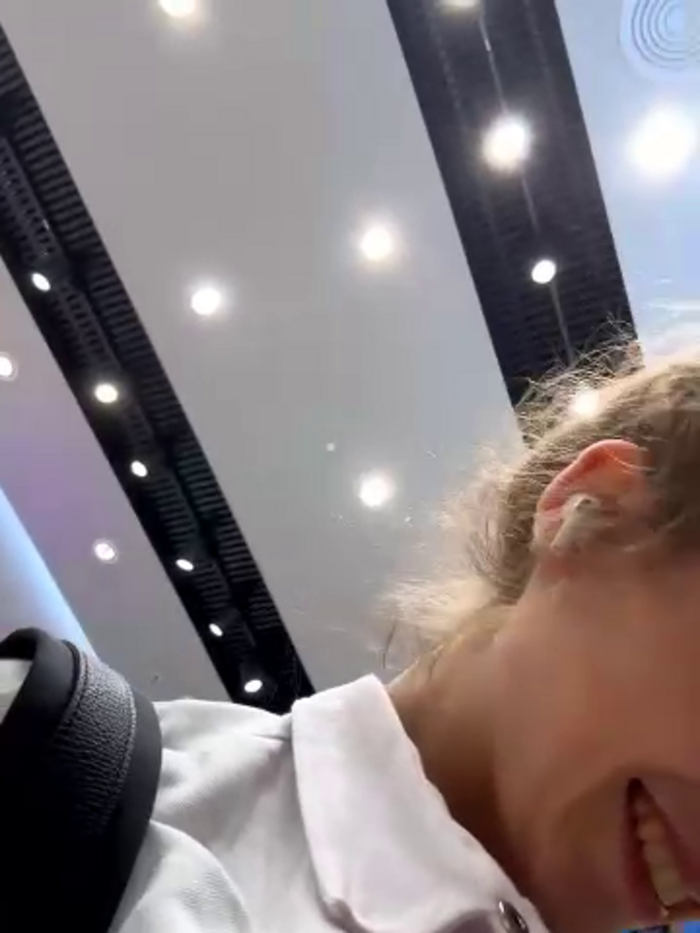 -AngelAri-