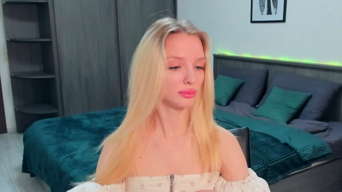 AleksaBlonde