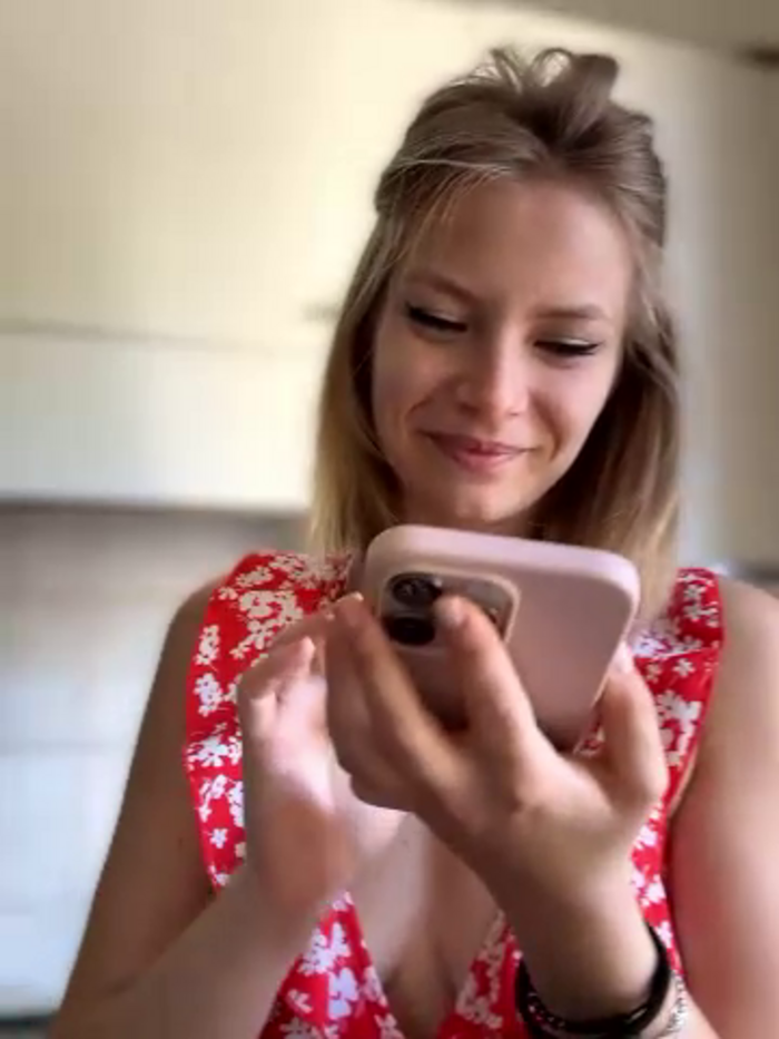 AnastasiaAniess