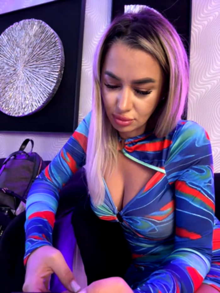 KirstieVegas