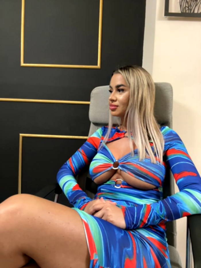 KirstieVegas