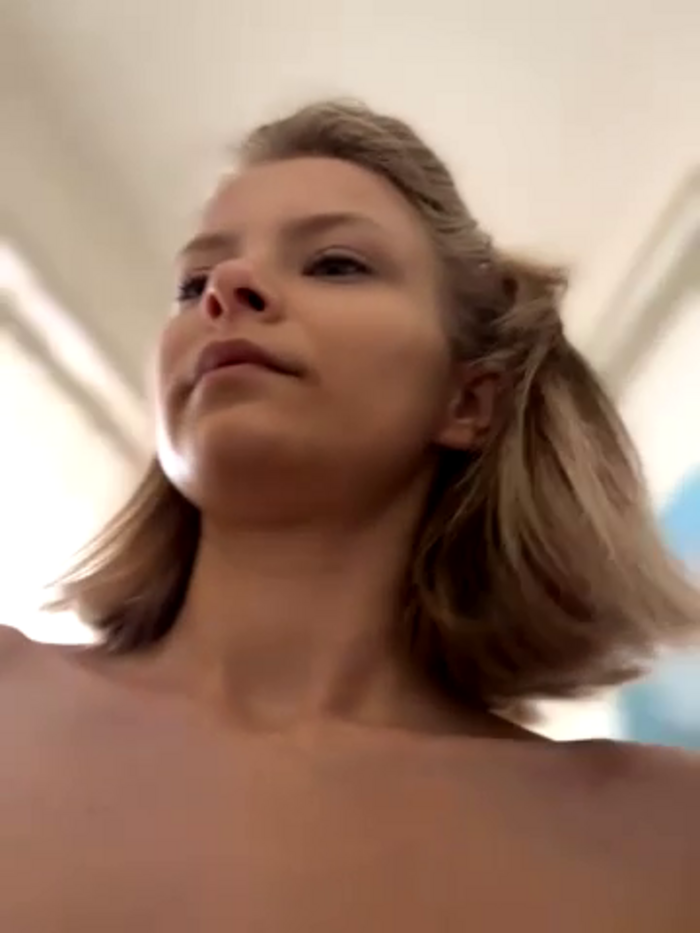 AnastasiaAniess