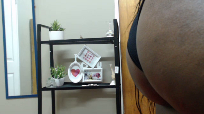 Bustygoddess32