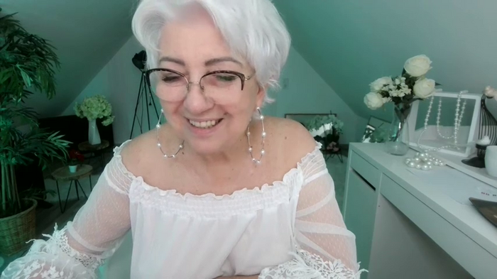 LovelyHelena