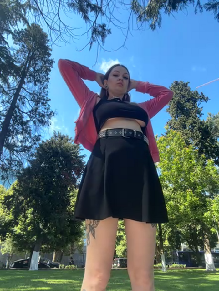 Teya_moon_