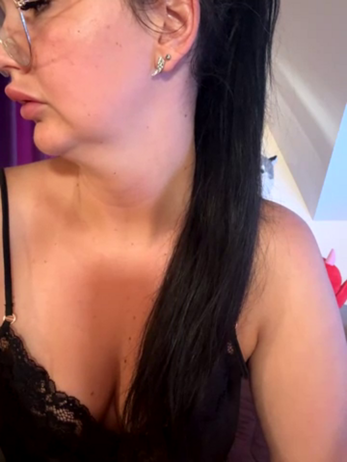 Young_hot_mom