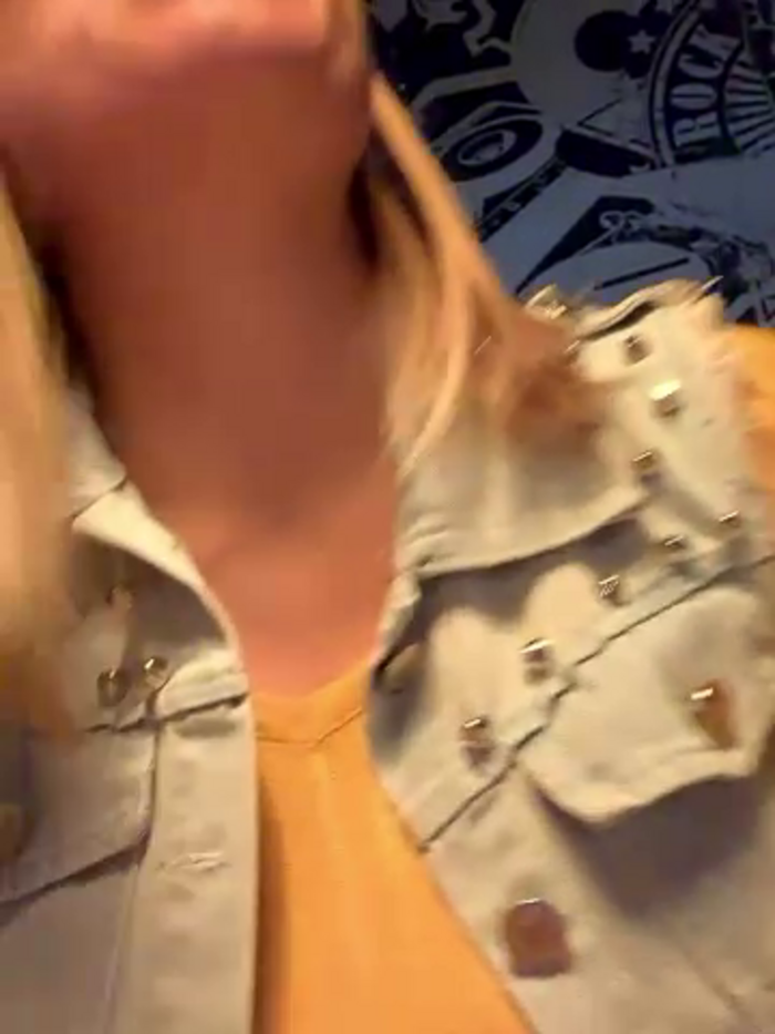 Crazy-Rosa