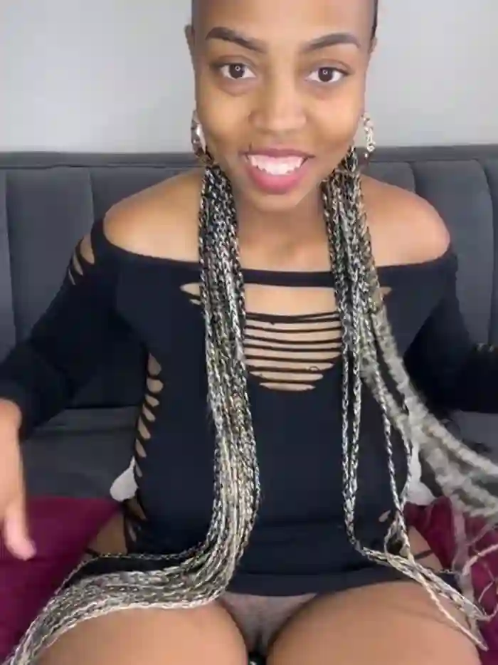 2024/05/23/stripchat-tamia_98-13-12-25