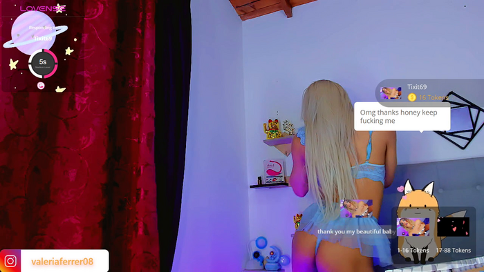 valeria_hotx