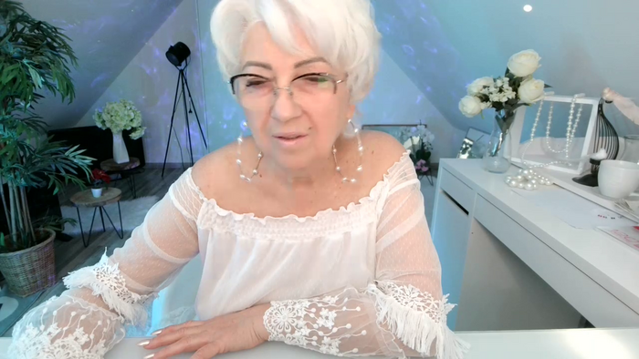 LovelyHelena