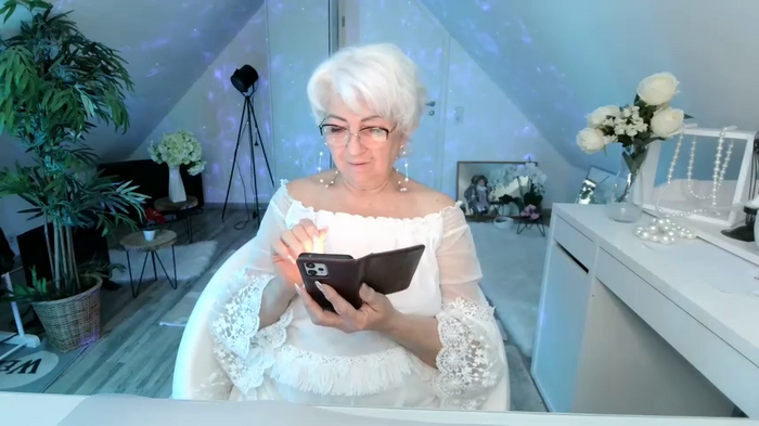 LovelyHelena