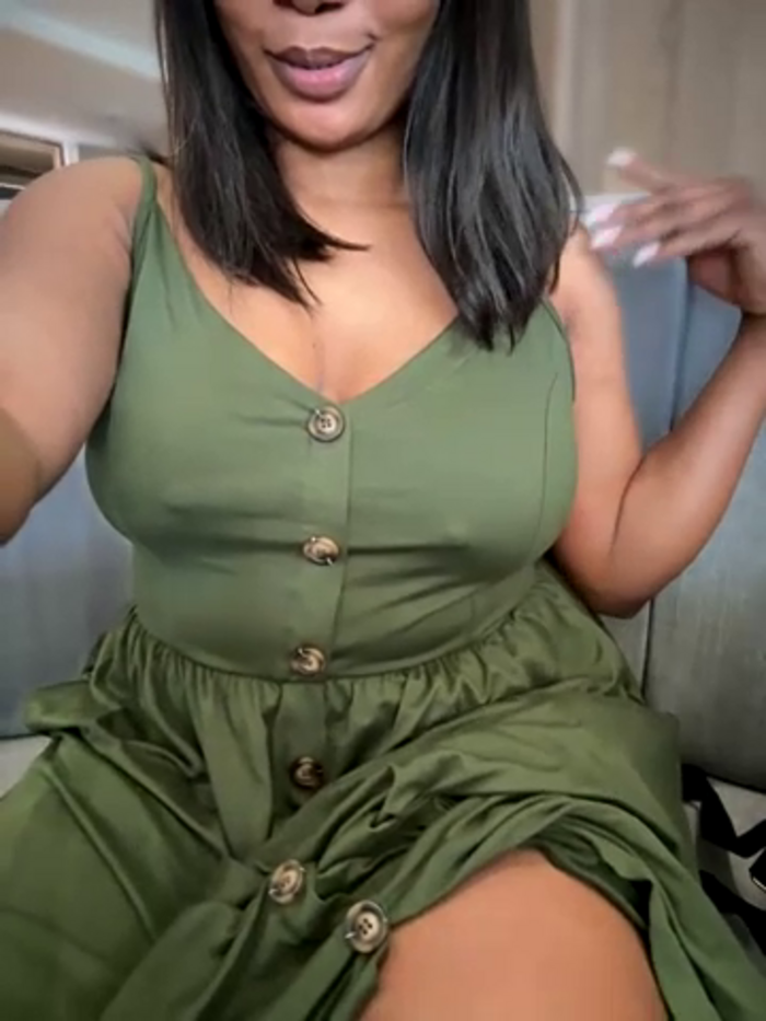 __Nessa__
