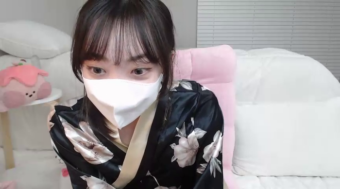 momo_room