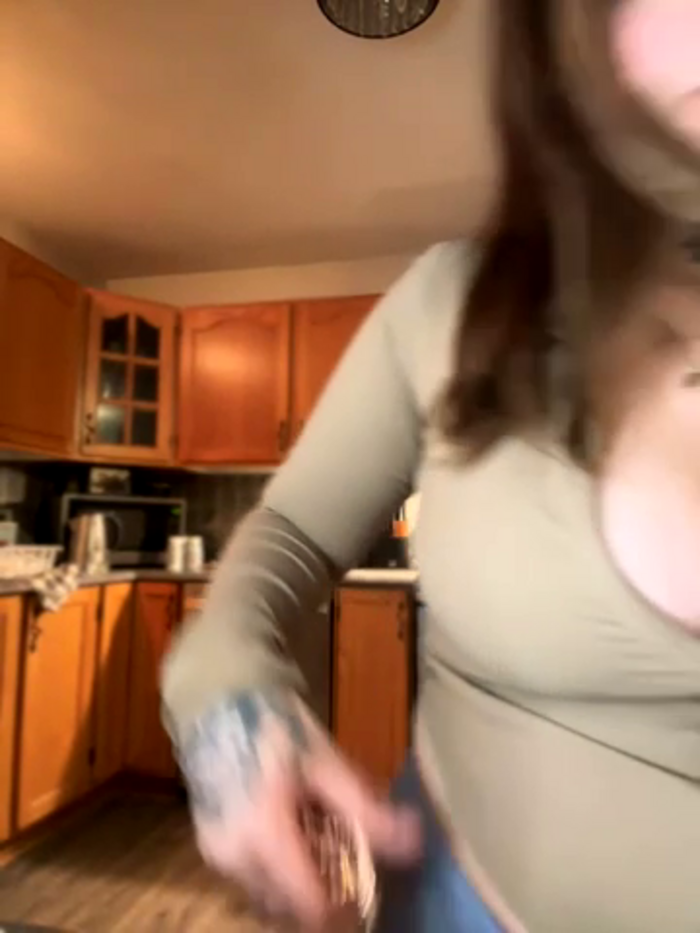 chloetease