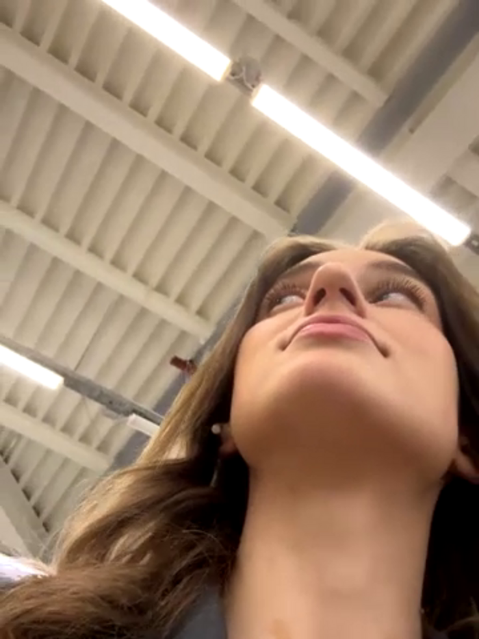 -AngelAri-