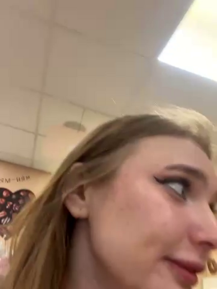 AmmyHot