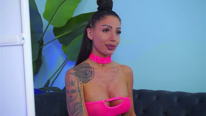 RaquelleVon