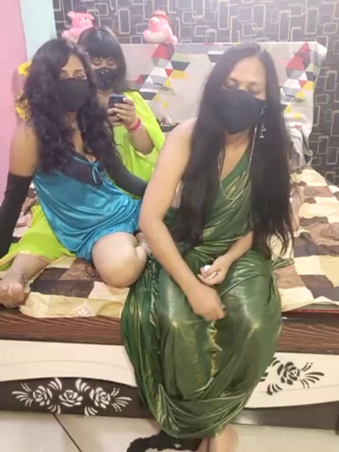 Indian_hotmilfs
