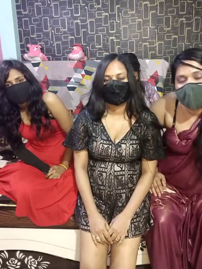 Indian_hotmilfs