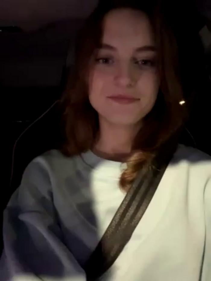 -AngelAri-