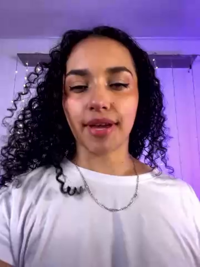 Lucy_Marin