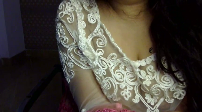 Naughty-Riya
