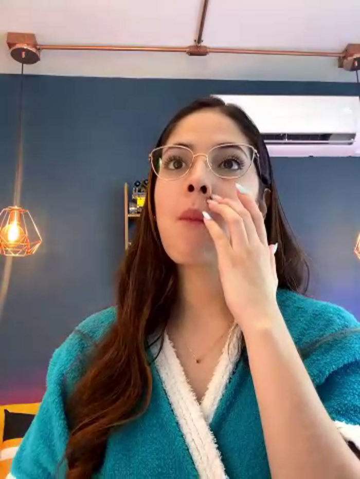 Zoe_Bae