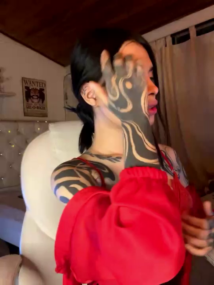 alessia_iris19