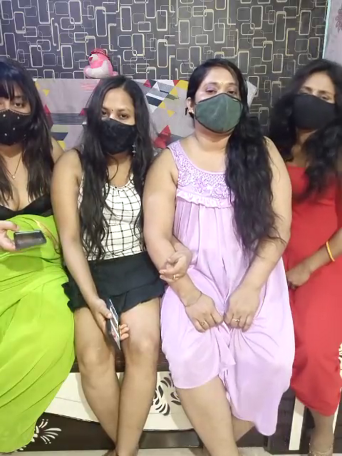 Indian_hotmilfs