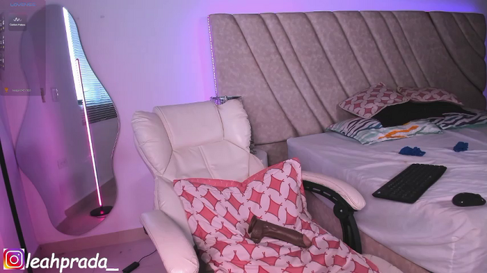 LeahPrada_