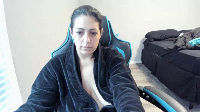 MasturbateMom