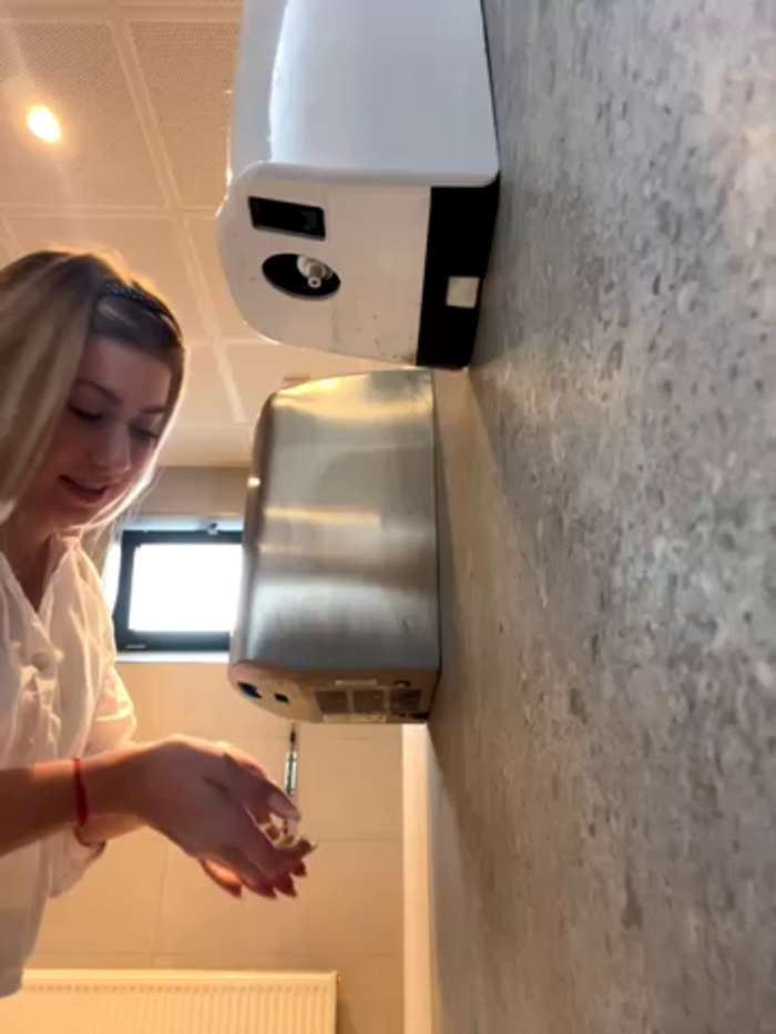 clara_k
