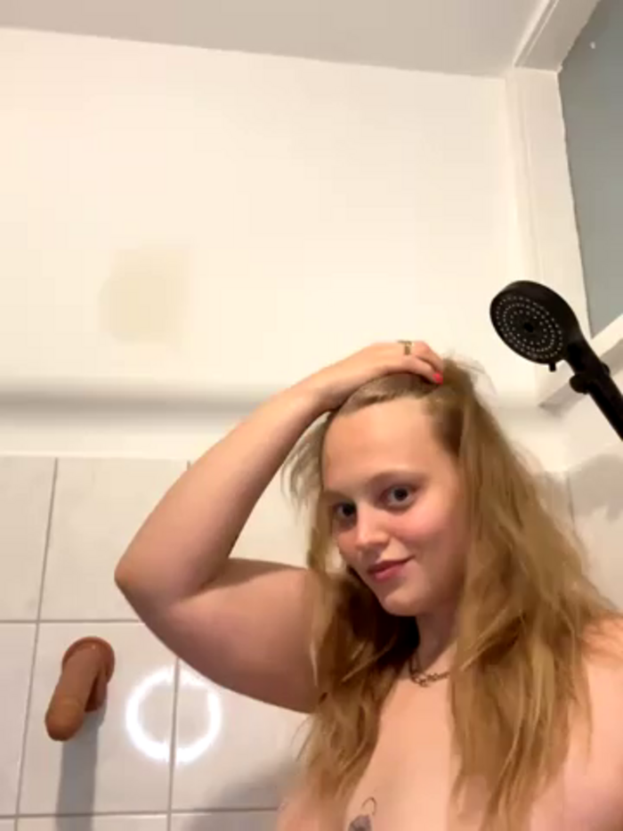 KinkyAmy6