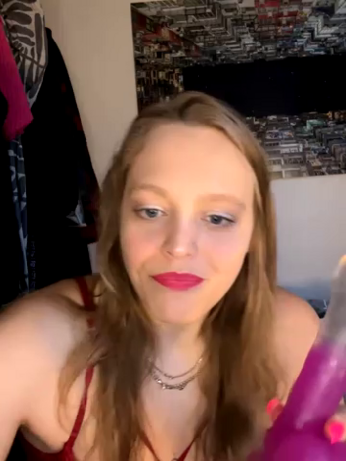 KinkyAmy6