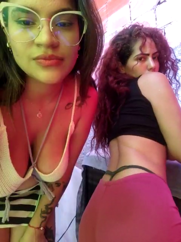 SexyFriends_