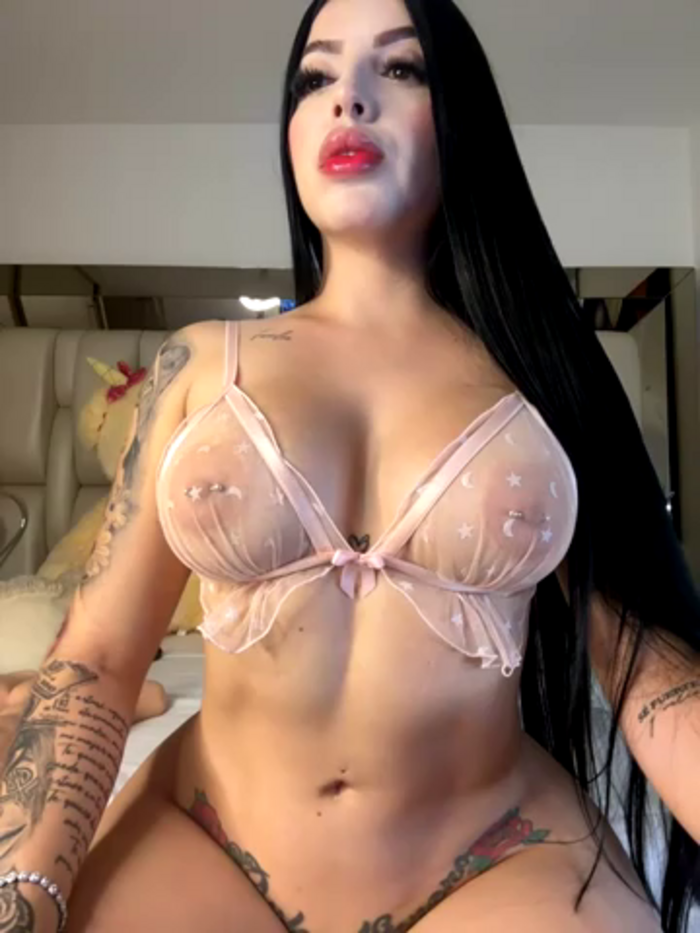 ALISSON_FOXXX1