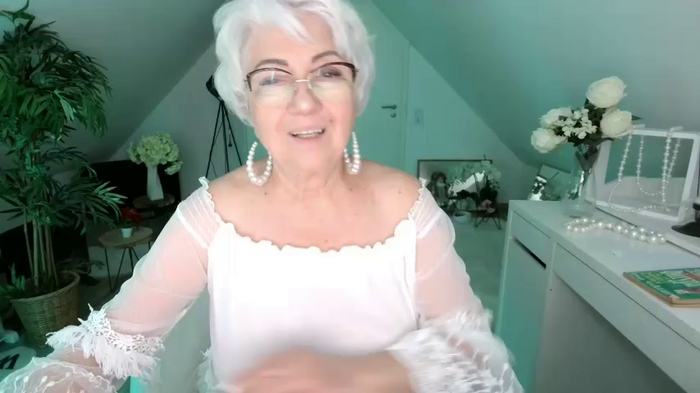 LovelyHelena