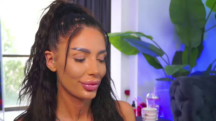 RaquelleVon