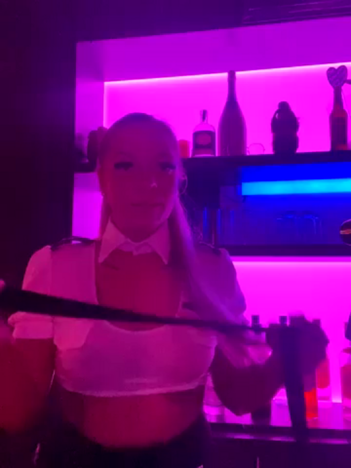 LizzyLush_