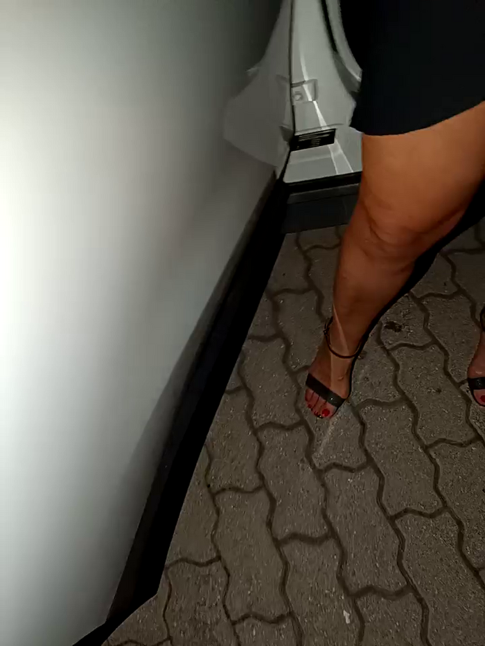 Sexyhousewife1975