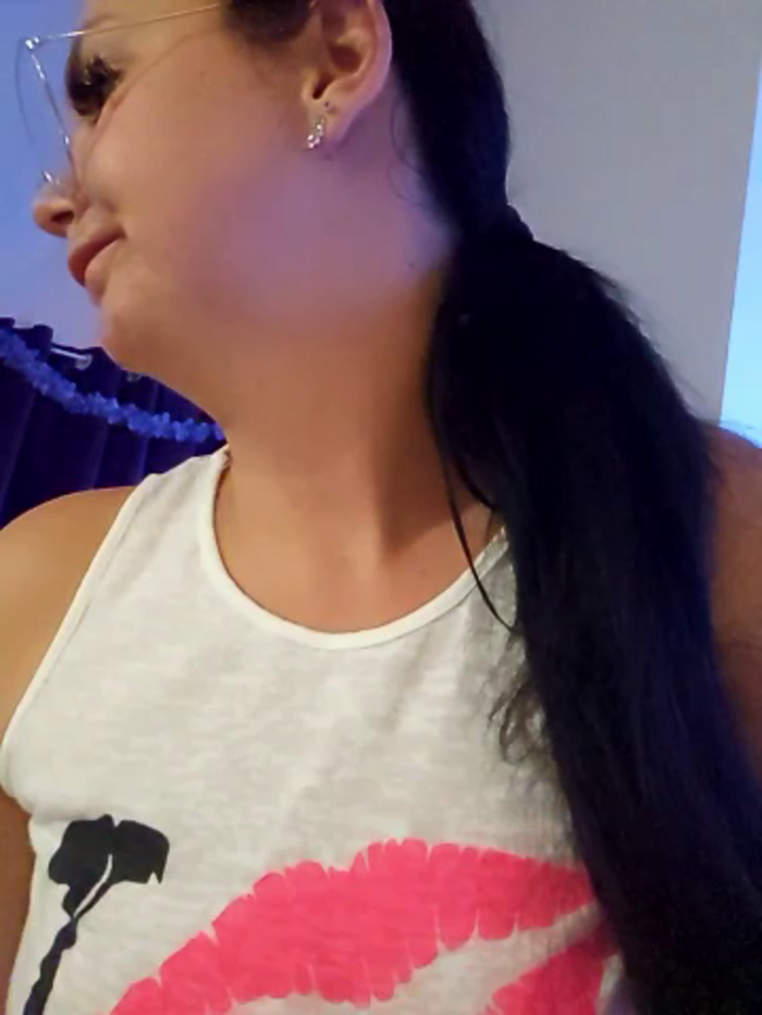 Young_hot_mom