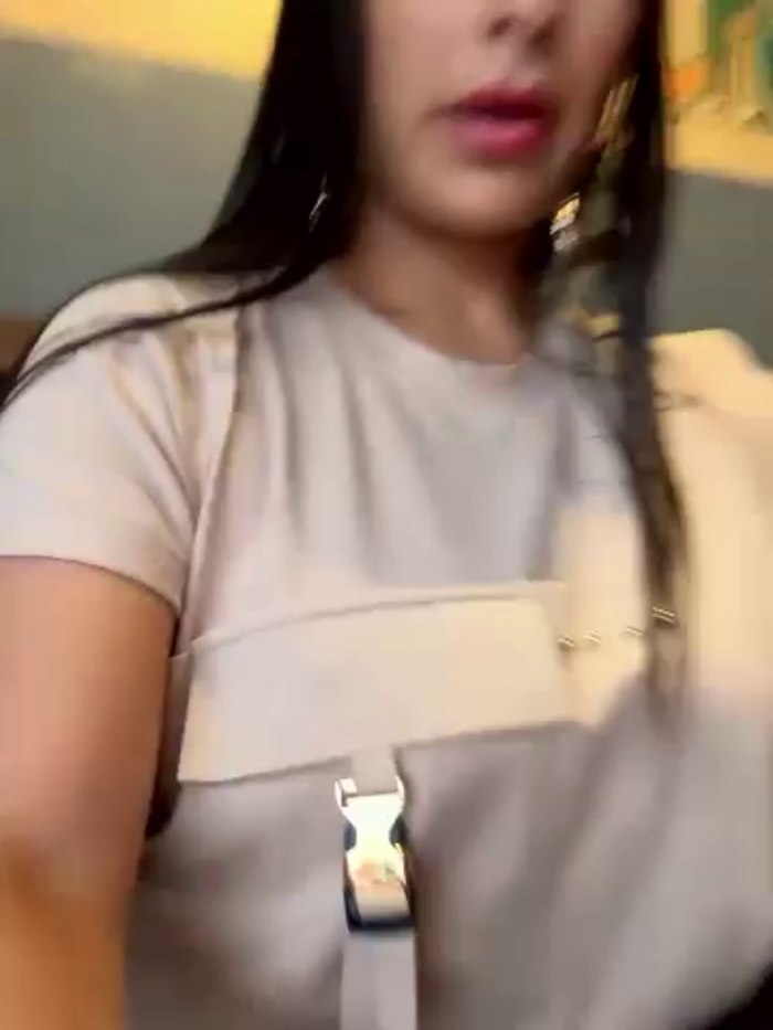 Mau_White