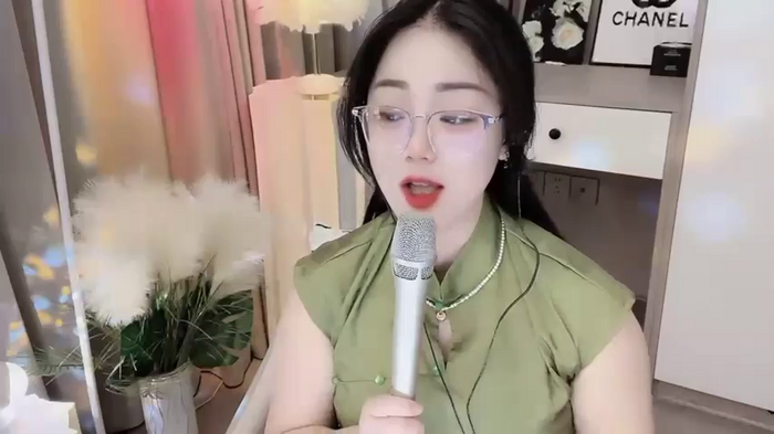 Monica-888