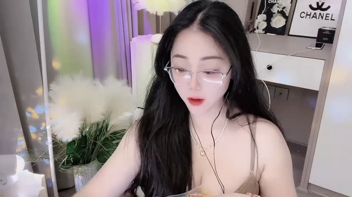 Monica-888