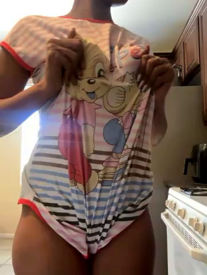 Cum2Charm