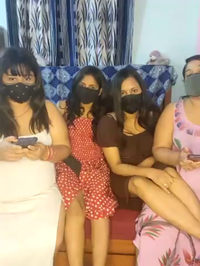 Indian_hotmilfs