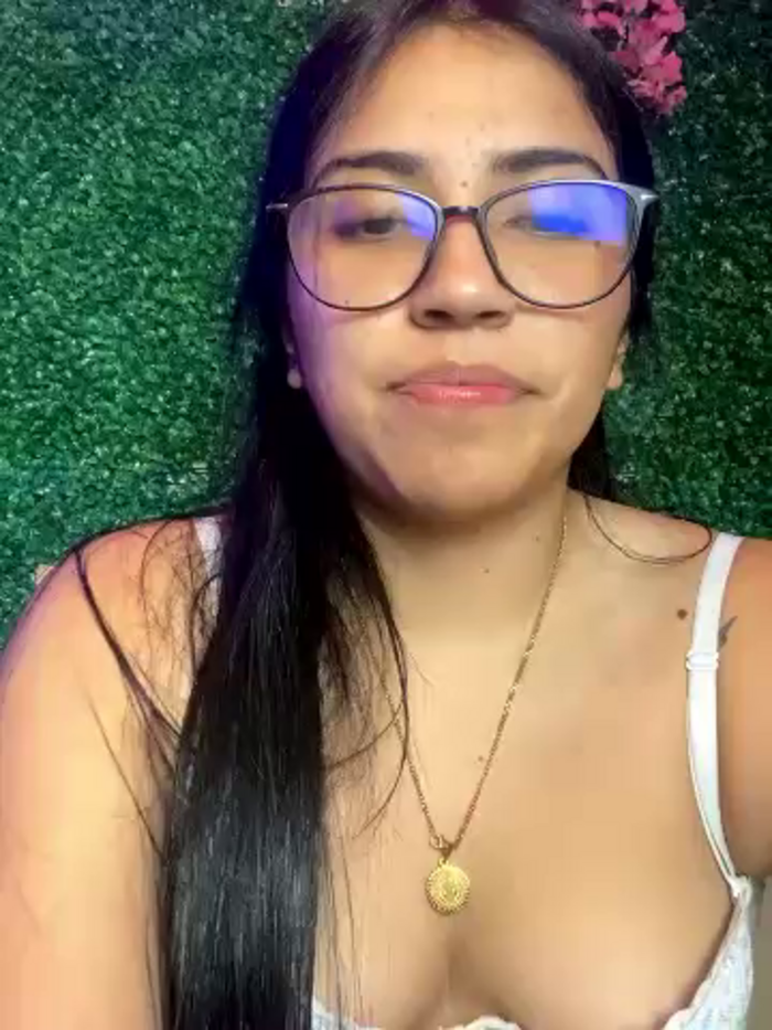 SaritaHot_69