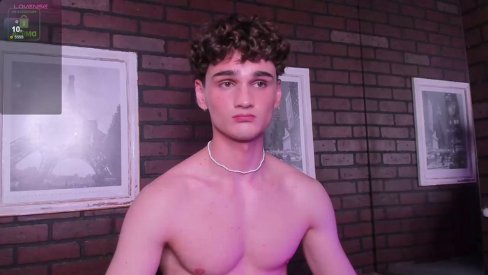 Adam_Samuel